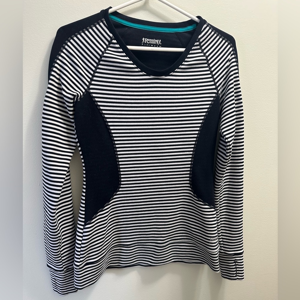 Running Room Long-Sleeve Shirt – Size Small